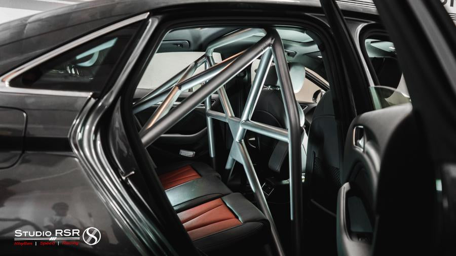 StudioRSR (8V) Audi RS3 Roll cage / Roll bar