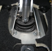 Load image into Gallery viewer, CAE Shifter for M4 and F80 M3
