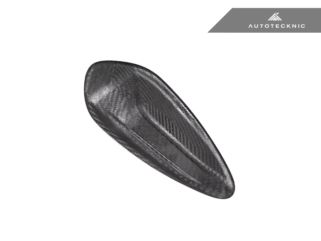 AutoTecknic Dry Carbon Roof Antenna Cover - G05 X5 LCI