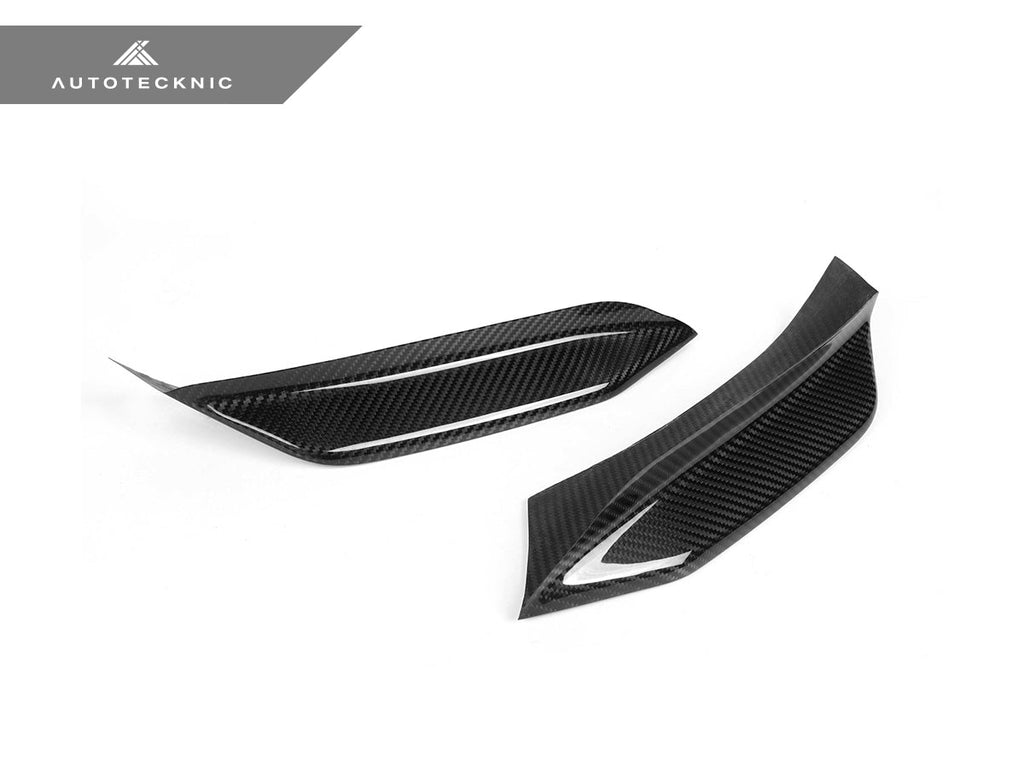 AutoTecknic Dry Carbon Corsa Bumper Trim - F80 M3 | F82/ F83 M4