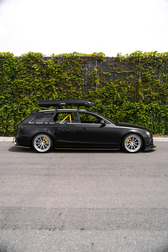 StudioRSR A4 Wagon 4-Point roll cage / roll bar