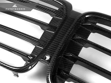 Load image into Gallery viewer, AutoTecknic Dry Carbon M-Inspired Front Grille - G05 X5 LCI