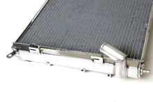 Load image into Gallery viewer, CSF #7016 02-07 Mini Cooper S (R50/R52/R53) High-Performance All-Aluminum Radiator