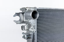 Load image into Gallery viewer, CSF #7340 Jeep Wrangler (JL) &amp; Gladiator (JT) Heavy-Duty All-Aluminum Radiator