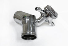 Load image into Gallery viewer, CSF #8044 FR-S/BRZ/86/GR86 All-Aluminum Filler Neck w/1.4 bar High Pressure Radiator Cap