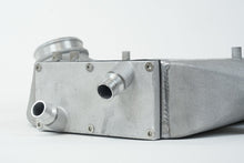 Load image into Gallery viewer, CSF #8082R F8X M3 / M4 / M2 Comp Top Mount Charge-Air-Cooler - Raw Finish