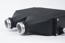 Load image into Gallery viewer, CSF #8082 F8X M3 / M4 / M2 Comp Top Mount Charge-Air-Cooler - Crinkle Black Finish