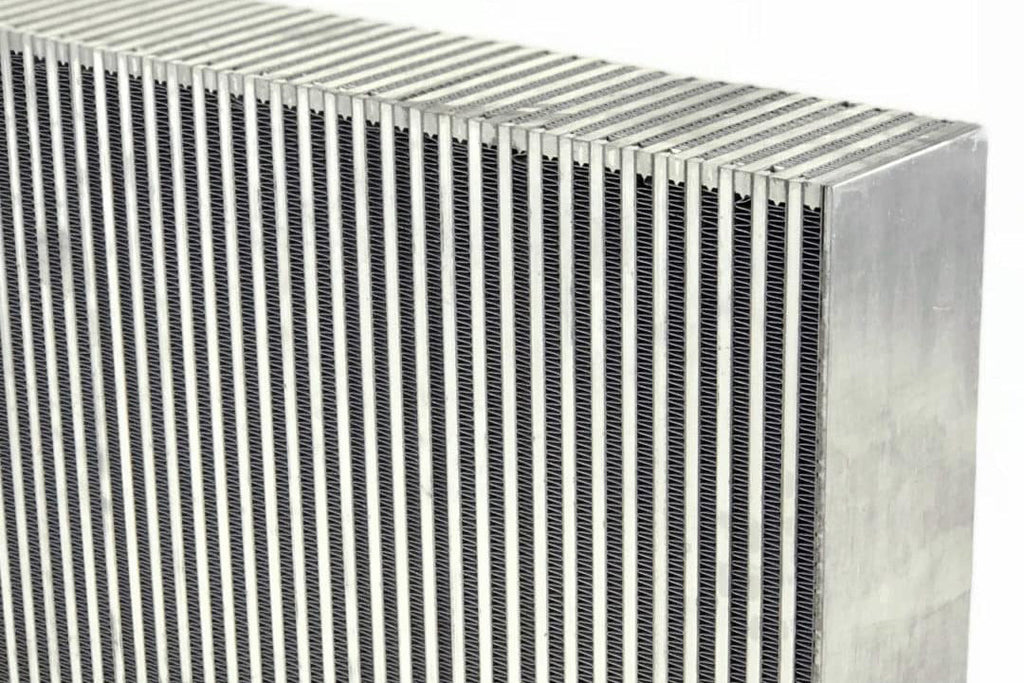 CSF #8117 HP Bar & Plate Intercooler Core 22Lx14Hx4.5W - Vertical Flow / R35 GT-R Fitment