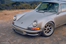 Load image into Gallery viewer, CSF #8202 Universal Single-Pass Oil Cooler / RSR Porsche / M22 x 1.5 / 22L x 4.75H x 2.16W