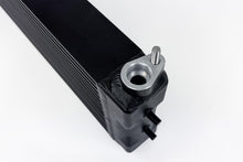 Load image into Gallery viewer, CSF #8317 F1X M5/M6 / F9X M5/M8 / G9X M5 High-Performance Engine Oil Cooler