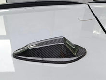 Load image into Gallery viewer, AutoTecknic Dry Carbon Roof Antenna Cover - G05 X5 LCI