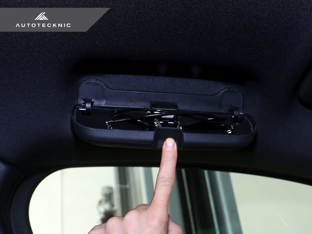 AutoTecknic Grab Handle Sunglasses Case - Porsche Macan